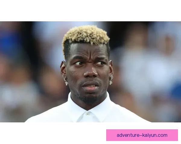 博格巴在曼联的状态回暖，近期表现逐渐提升引人关注。